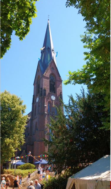 Für die anstehenden Sommerferien gibt es eine gekürzte Gottesdienstordnung „Sommerkirche St. Marien Lünen“ für den Zeitraum: 24.06.2023 – 06.08.2023 